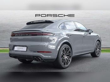 Used Porsche Cayenne 2025 for sale - 76401399: Photo