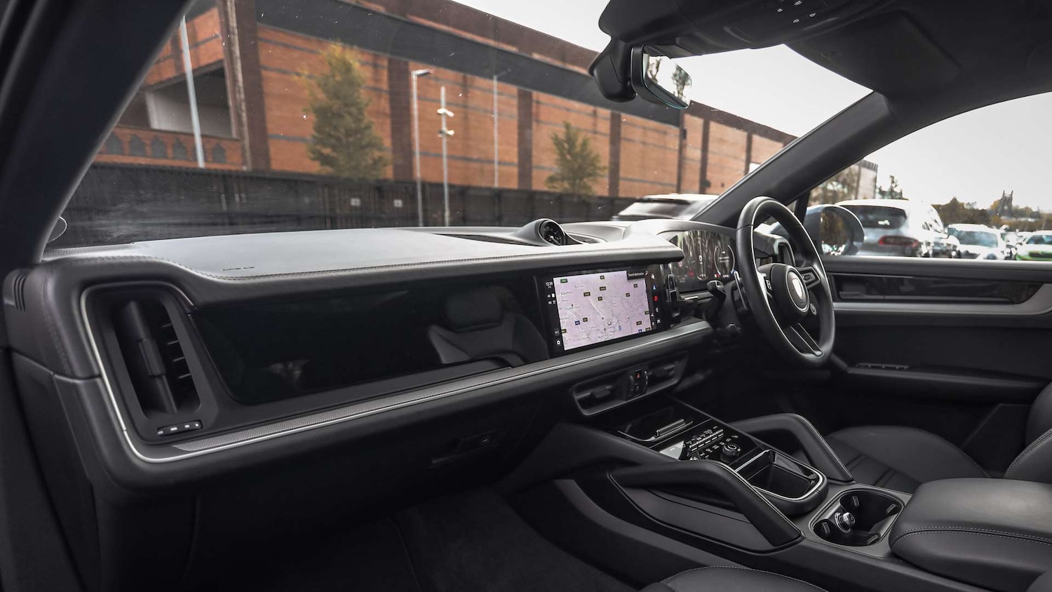 Used Porsche Cayenne 2025 for sale - 76401399: Photo 5