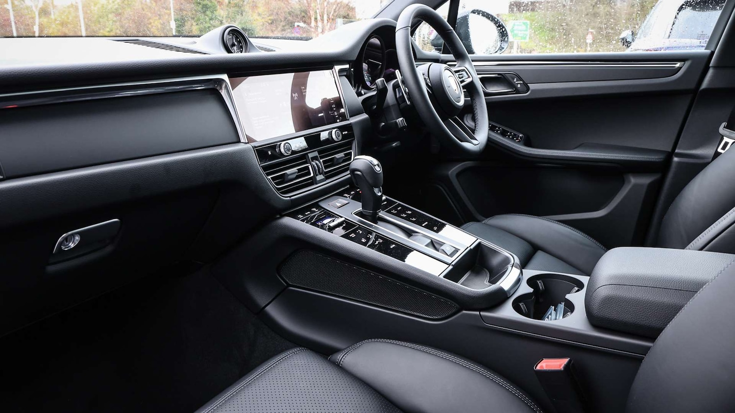 Used Porsche Macan 2025 for sale - 77219685: Photo 5