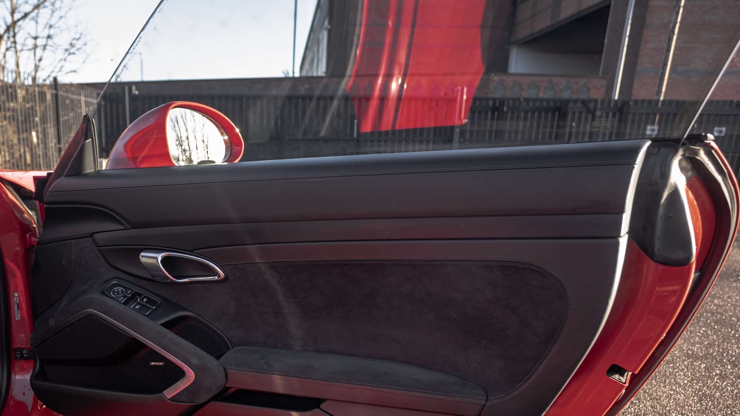 Used Porsche 911 for sale - 76746043: Photo 28