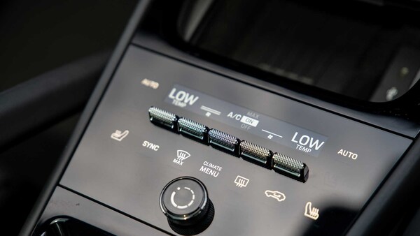 Used Porsche Cayenne 2025 for sale - 75218108: Photo 29