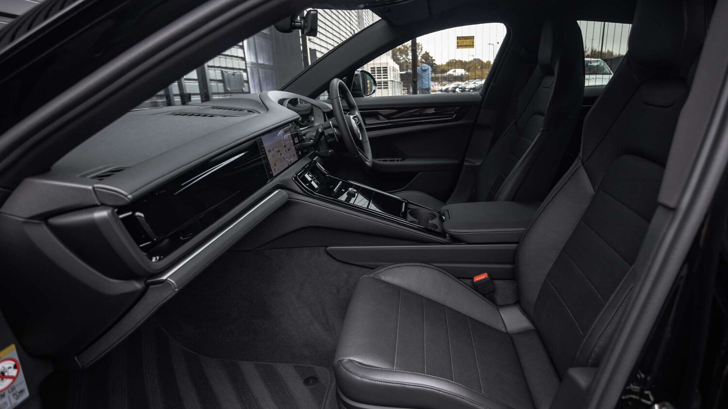 Used Porsche Panamera 2025 for sale - 77414497: Photo 13