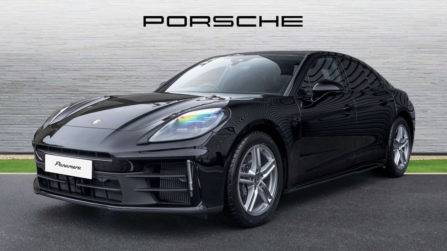 Used Porsche Panamera 2025 for sale - 77414497: Photo 2