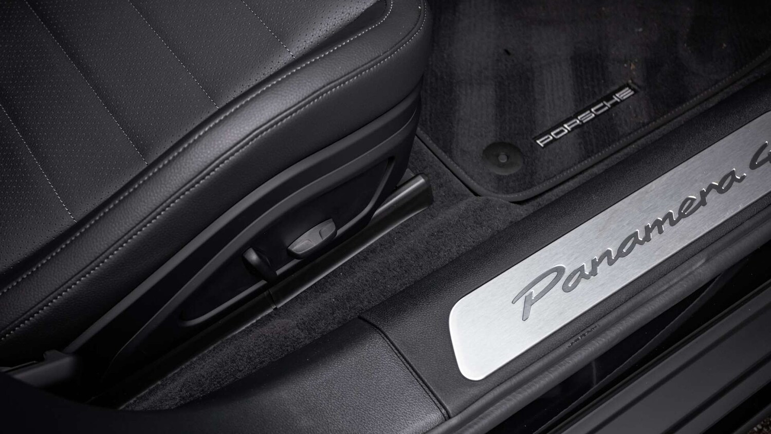 Used Porsche Panamera 2025 for sale - 77414497: Photo 33