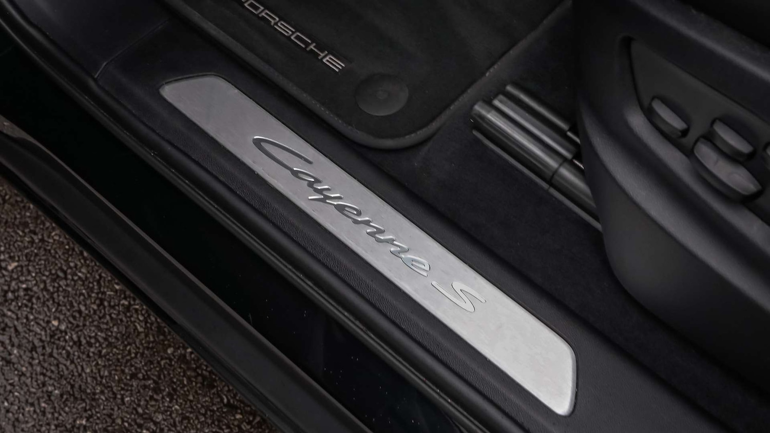 Used Porsche Cayenne 2024 for sale - 76373794: Photo 33