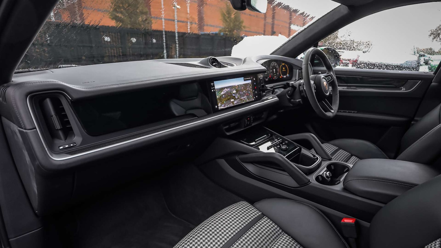 Used Porsche Cayenne 2024 for sale - 76373794: Photo 5