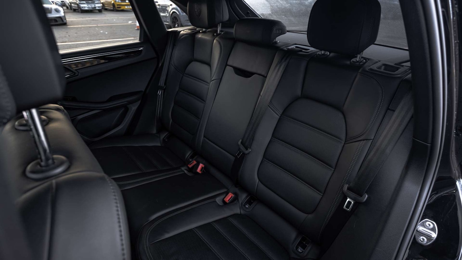 Used Porsche Macan 2021 for sale - 76648957: Photo 16