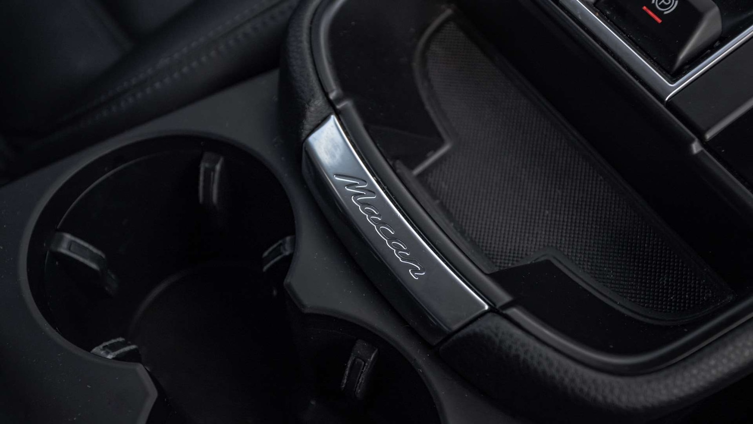 Used Porsche Macan 2021 for sale - 76648957: Photo 26