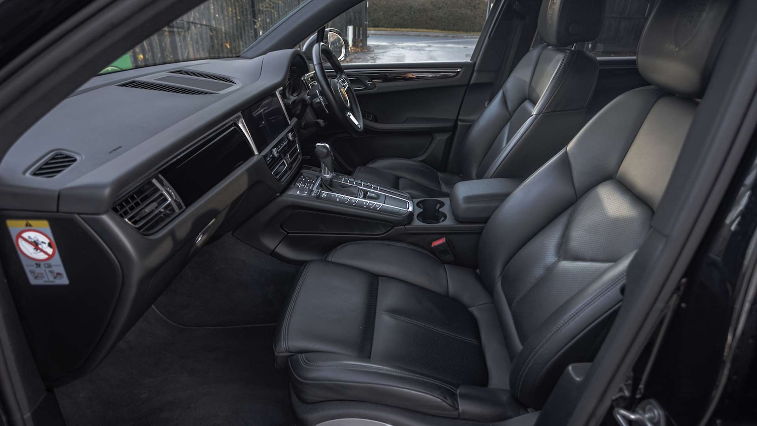 Used Porsche Macan 2020 for sale - 77044069: Photo 14