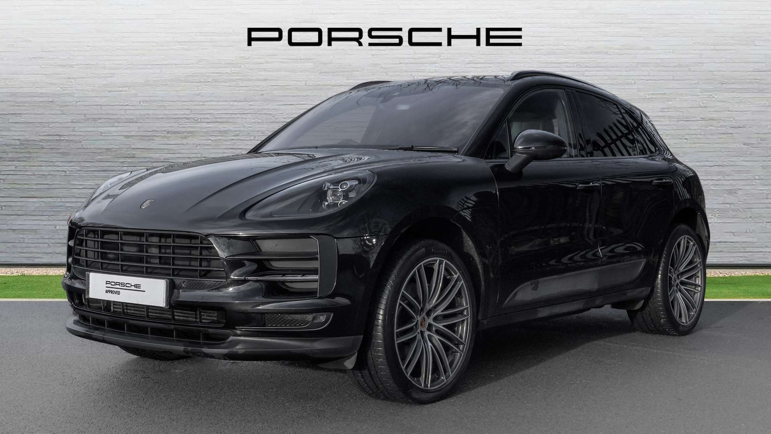 Used Porsche Macan 2020 for sale - 77044069: Photo 2