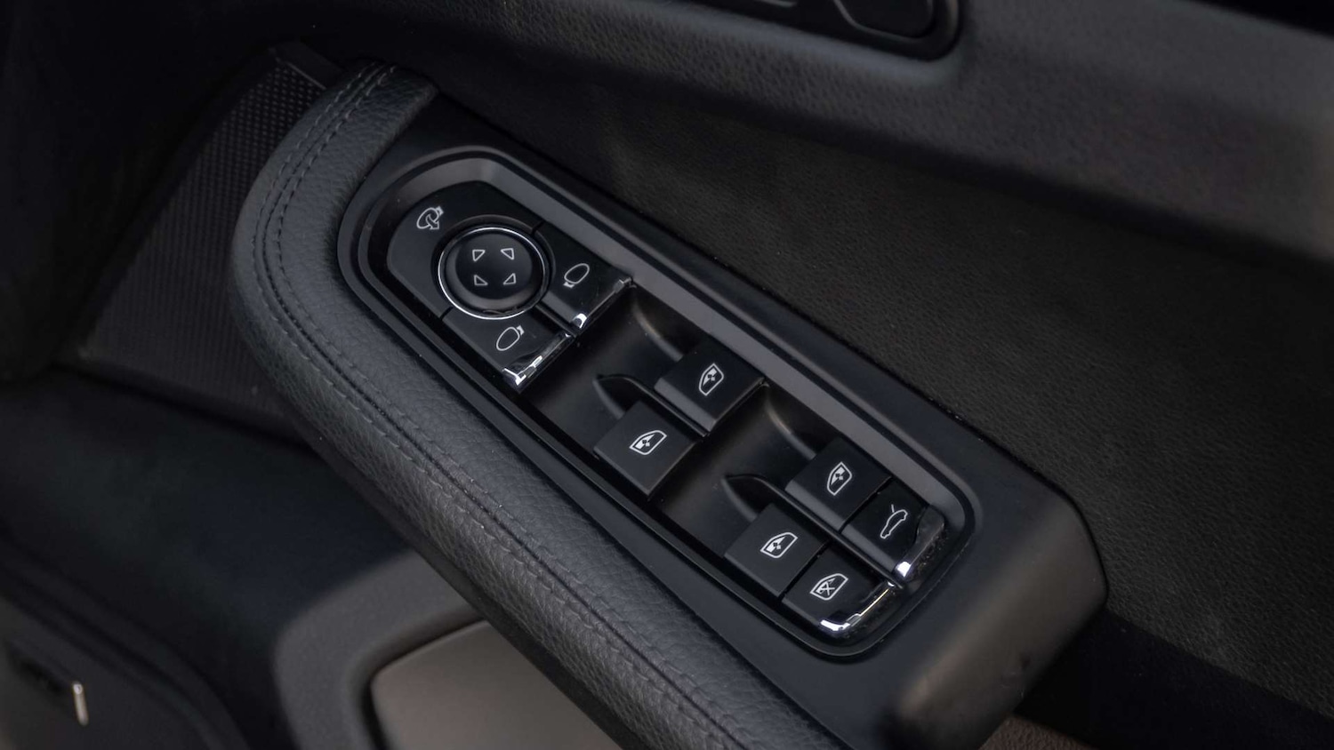 Used Porsche Macan 2020 for sale - 77044069: Photo 26