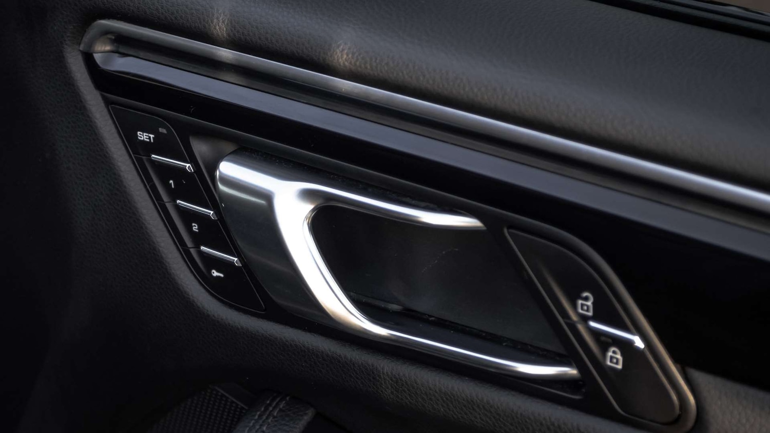 Used Porsche Macan 2020 for sale - 77044069: Photo 27