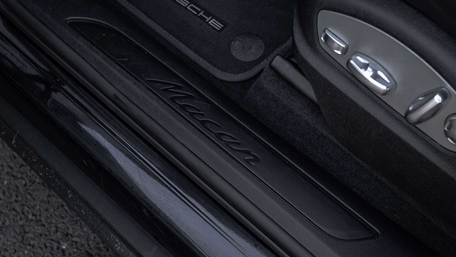 Used Porsche Macan 2020 for sale - 77044069: Photo 29