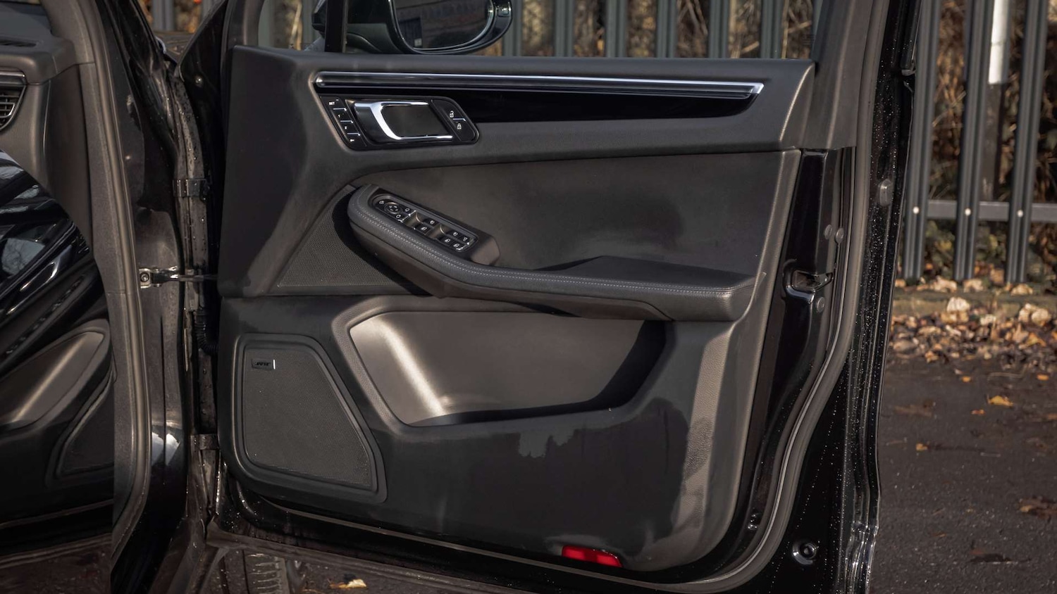 Used Porsche Macan 2020 for sale - 77044069: Photo 34