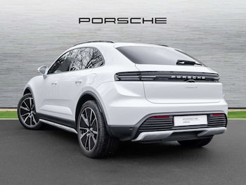 Used Porsche Macan 2025 for sale - 77756543: Photo