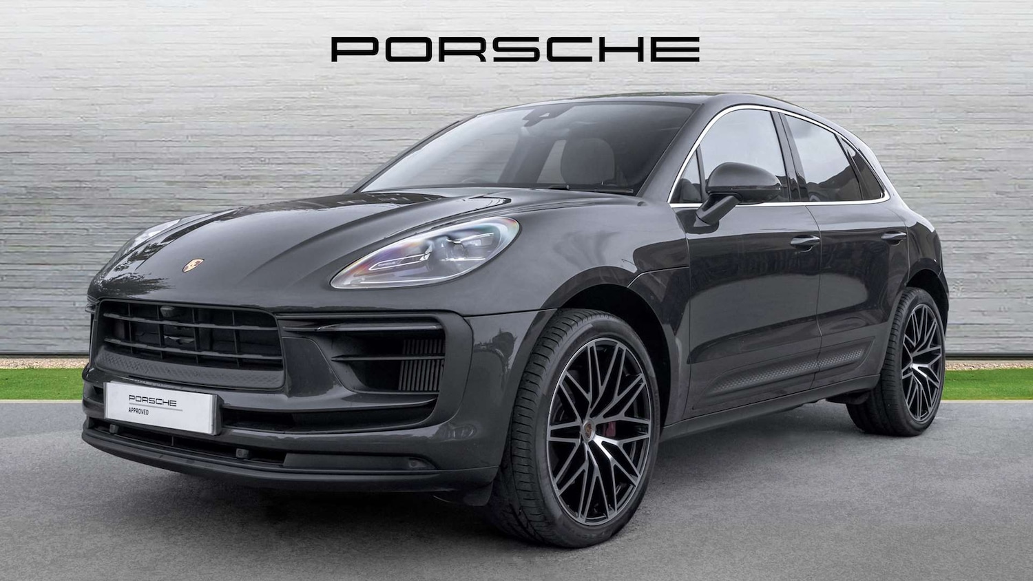 Used Porsche Macan 2024 for sale - 76475774: Photo 2