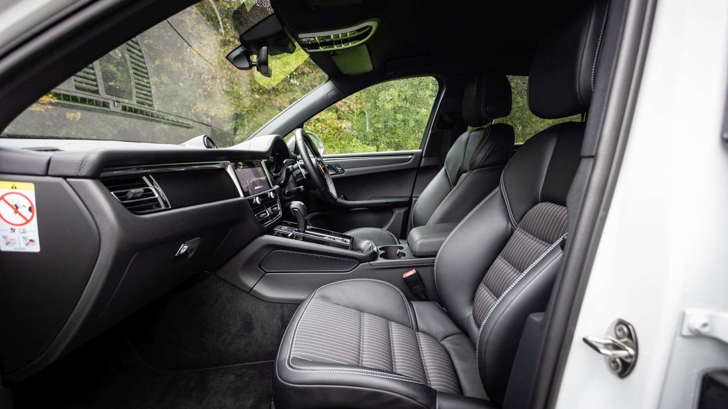 Used Porsche Macan 2023 for sale - 76515604: Photo 14