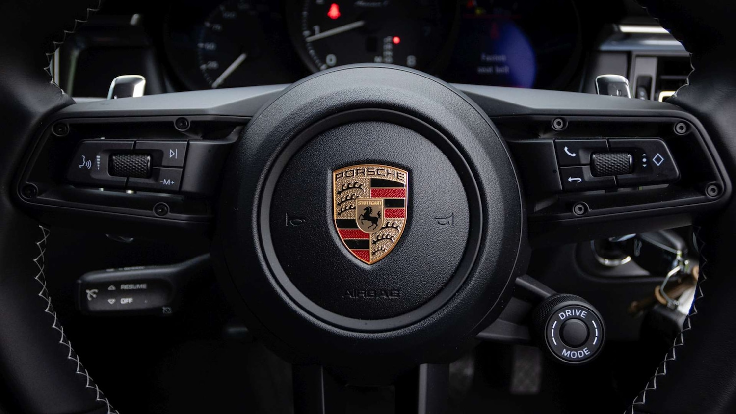 Used Porsche Macan 2023 for sale - 76515604: Photo 23