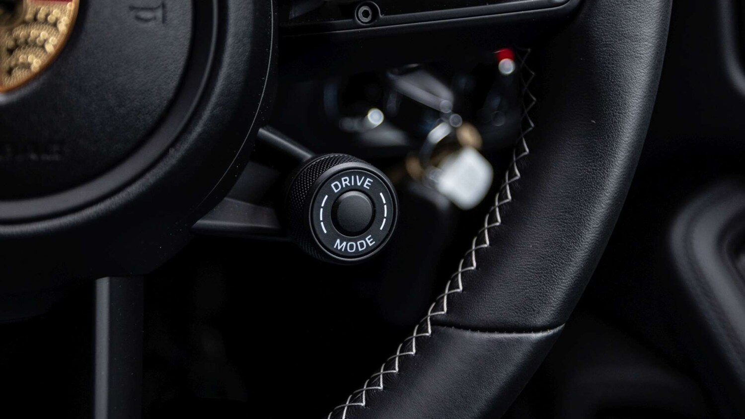 Used Porsche Macan 2023 for sale - 76515604: Photo 25