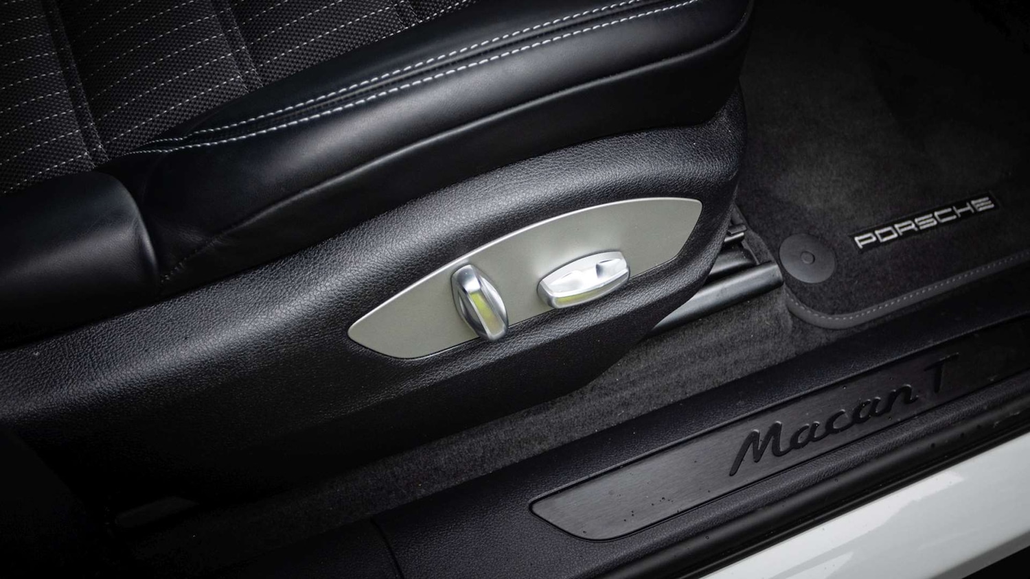 Used Porsche Macan 2023 for sale - 76515604: Photo 33