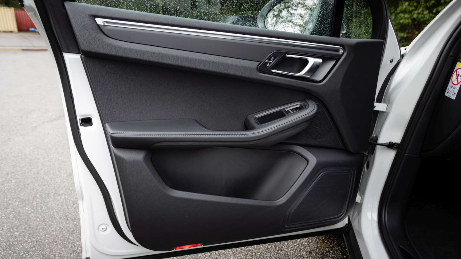 Used Porsche Macan 2023 for sale - 76515604: Photo 34