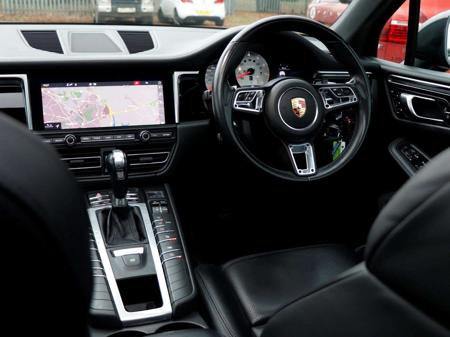 Used Porsche Macan 2021 for sale - 77756718: Photo 11