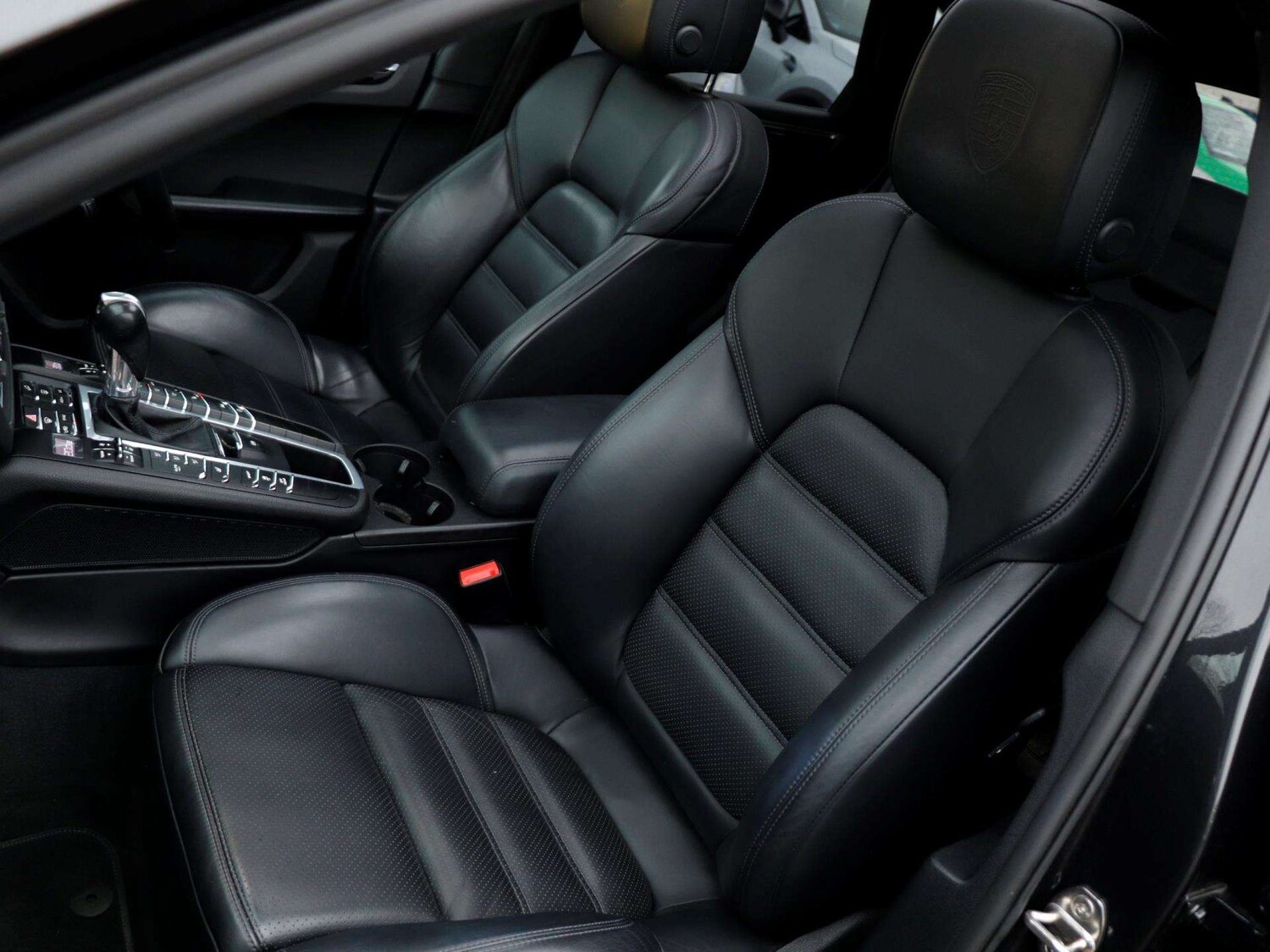 Used Porsche Macan 2021 for sale - 77756718: Photo 23