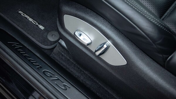 Used Porsche Macan 2024 for sale - 76298288: Photo 34