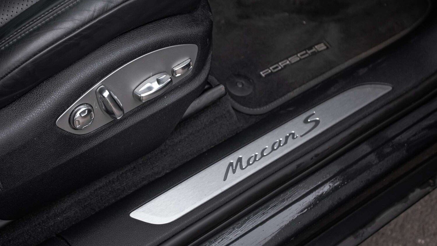 Used Porsche Macan 2022 for sale - 77859158: Photo 29