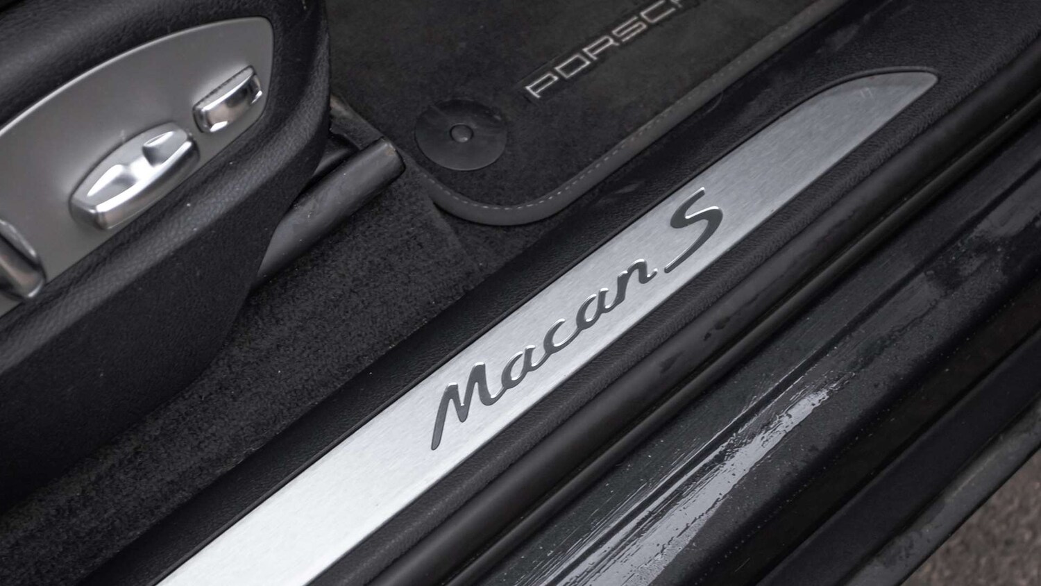 Used Porsche Macan 2022 for sale - 77859158: Photo 30