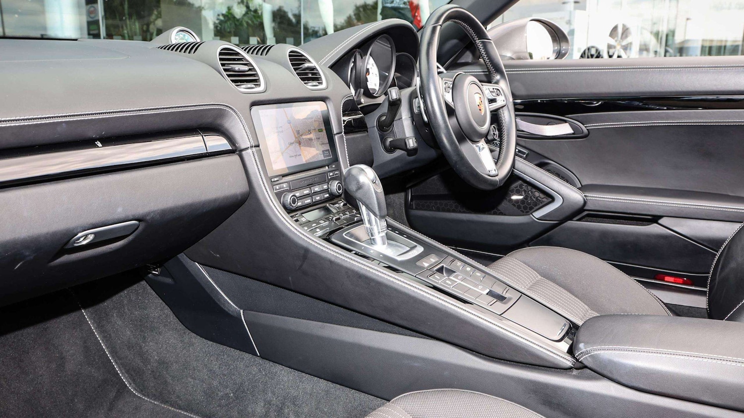 Used Porsche Boxster 2019 for sale - 77553187: Photo 3