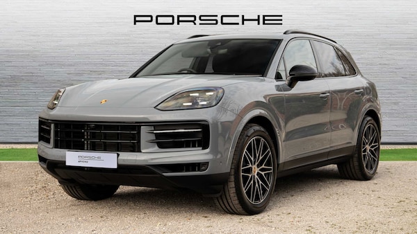 Used Porsche Cayenne 2025 for sale - 75218682: Photo 2