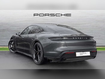 Used Porsche Taycan 2021 for sale - 76928942: Photo
