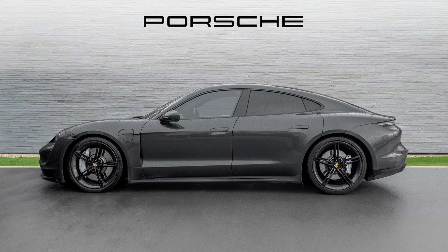 Used Porsche Taycan 2021 for sale - 76928942: Photo 8