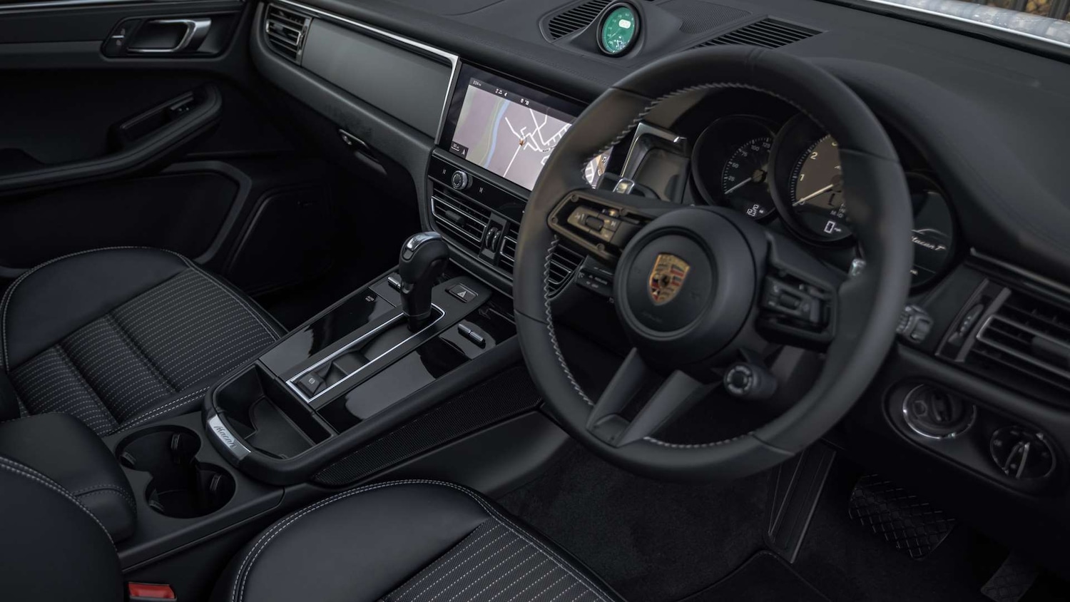 Used Porsche Macan 2025 for sale - 77147320: Photo 12