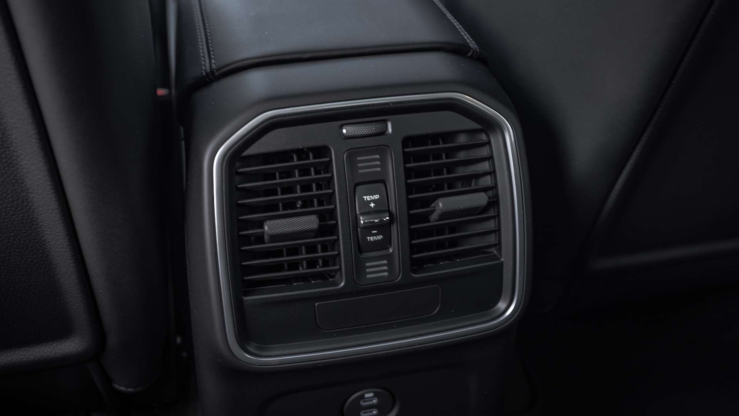 Used Porsche Macan 2025 for sale - 77147320: Photo 17