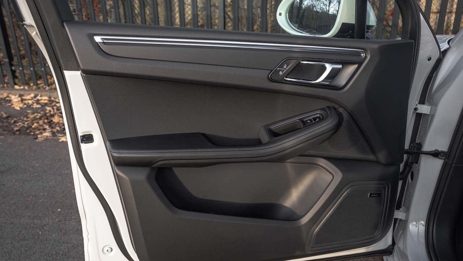 Used Porsche Macan 2025 for sale - 77147320: Photo 33