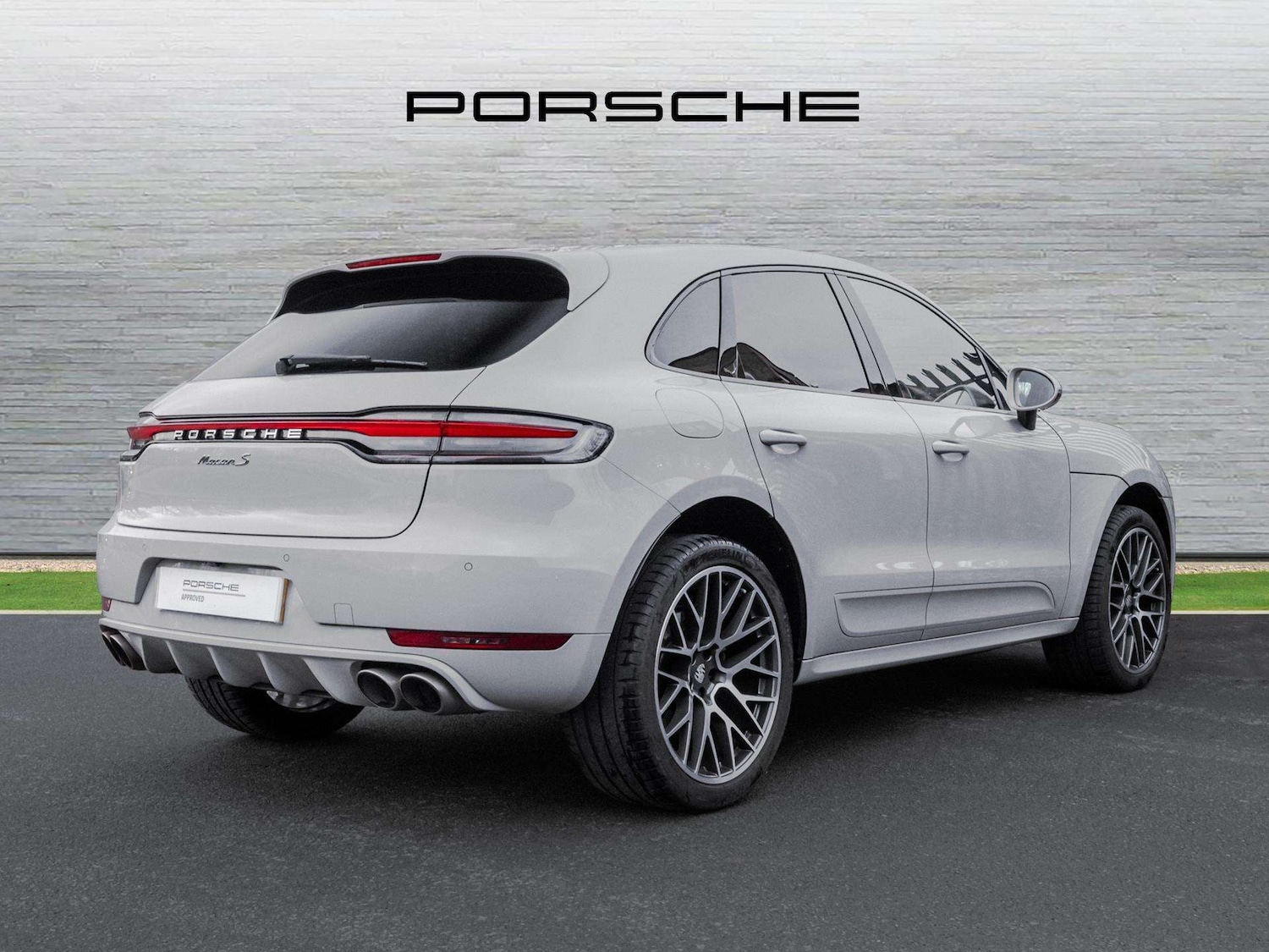 Used Porsche Macan 2021 for sale - 77044199: Photo 4