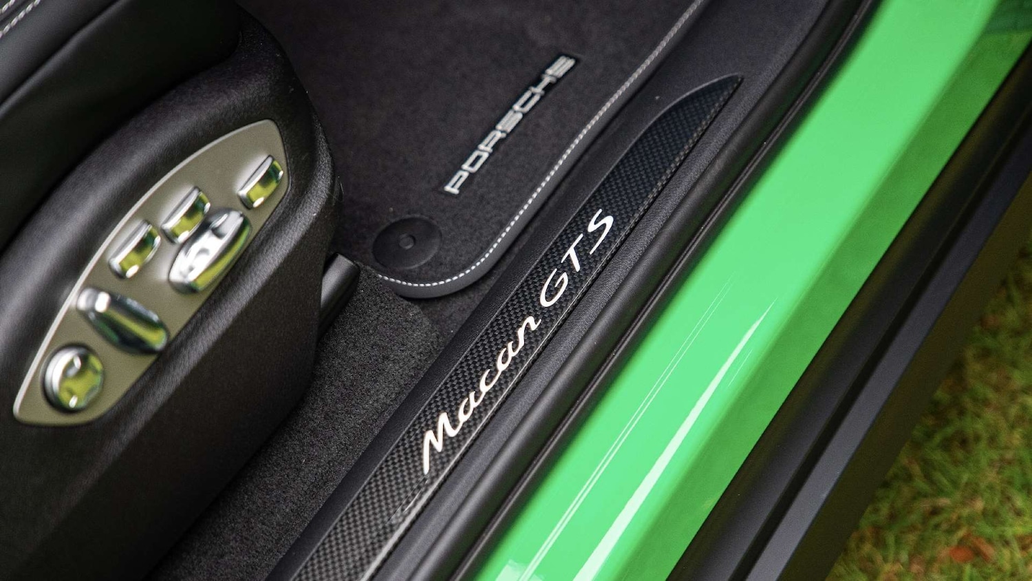 Used Porsche Macan 2025 for sale - 76156039: Photo 24