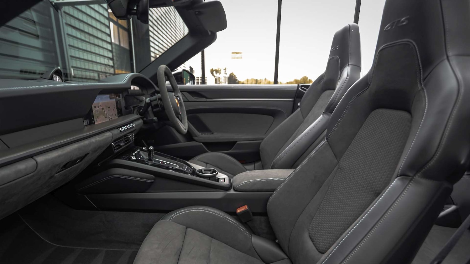 Used Porsche 911 2025 for sale - 77577280: Photo 12