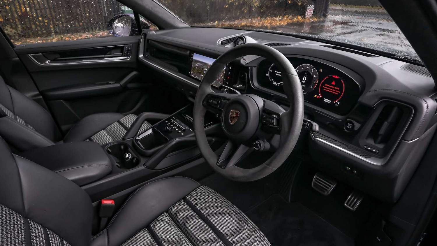 Used Porsche Cayenne 2024 for sale - 77316515: Photo 12