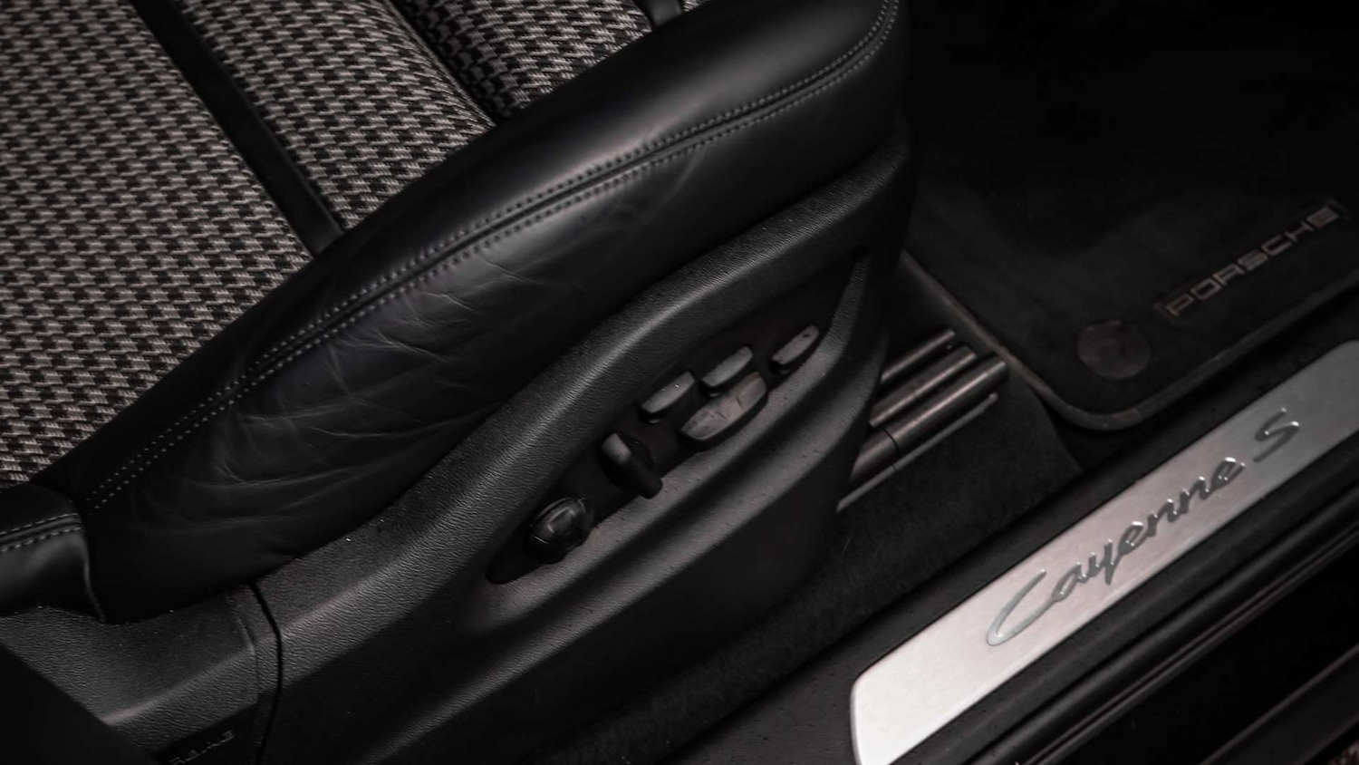 Used Porsche Cayenne 2024 for sale - 77316515: Photo 16