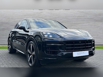 Used Porsche Cayenne 2024 for sale - 77270057: Photo