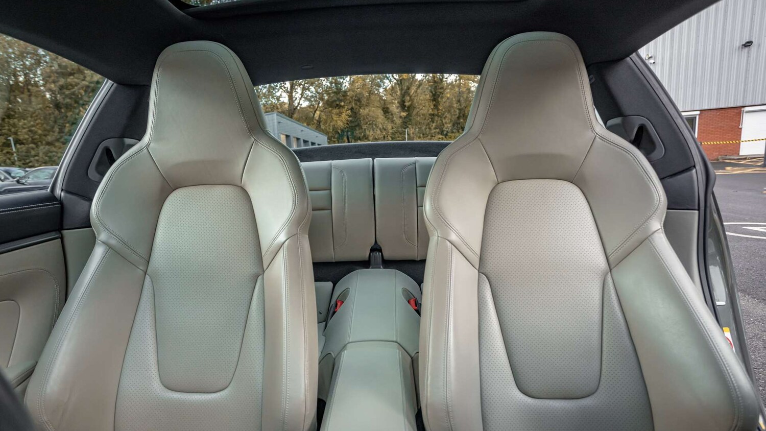 Used Porsche 911 2021 for sale - 76034855: Photo 17