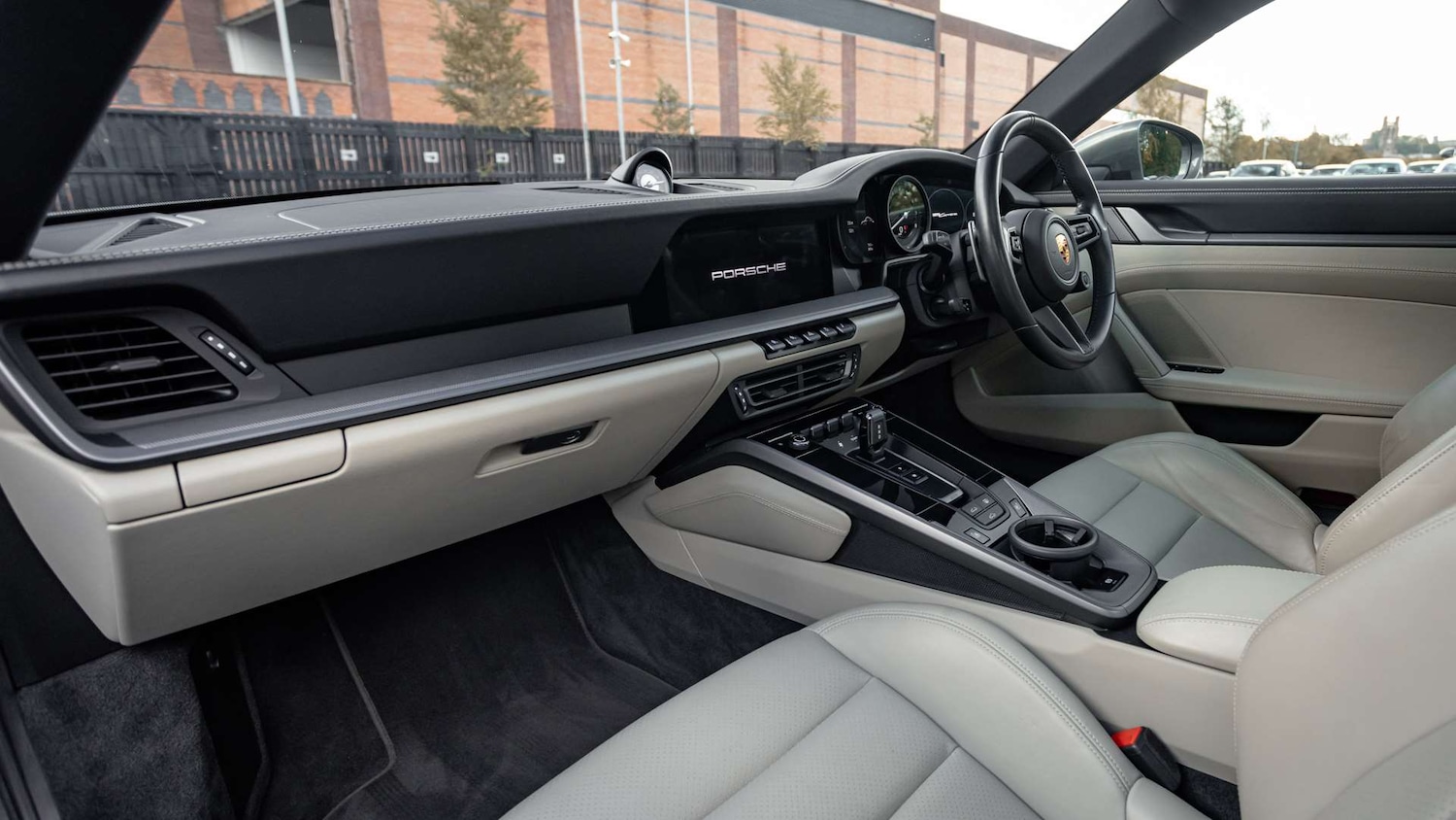 Used Porsche 911 2021 for sale - 76034855: Photo 5