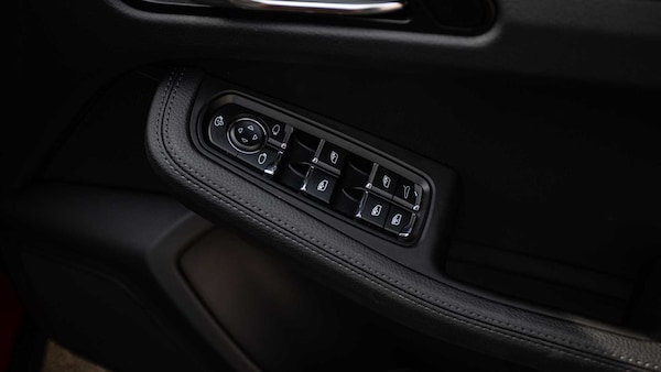 Used Porsche Macan 2024 for sale - 75216746: Photo 27