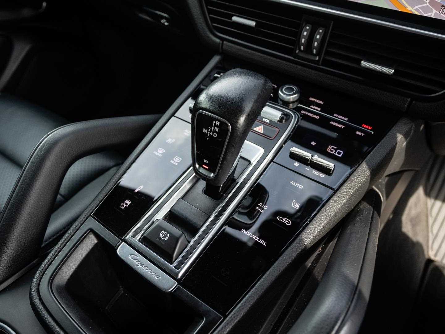 Vehicle 33