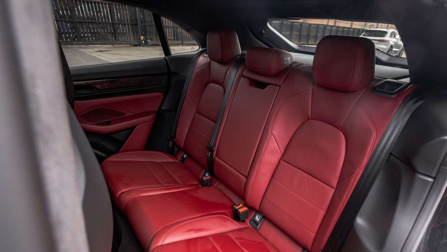 Used Porsche Macan 2025 for sale - 78173745: Photo 16