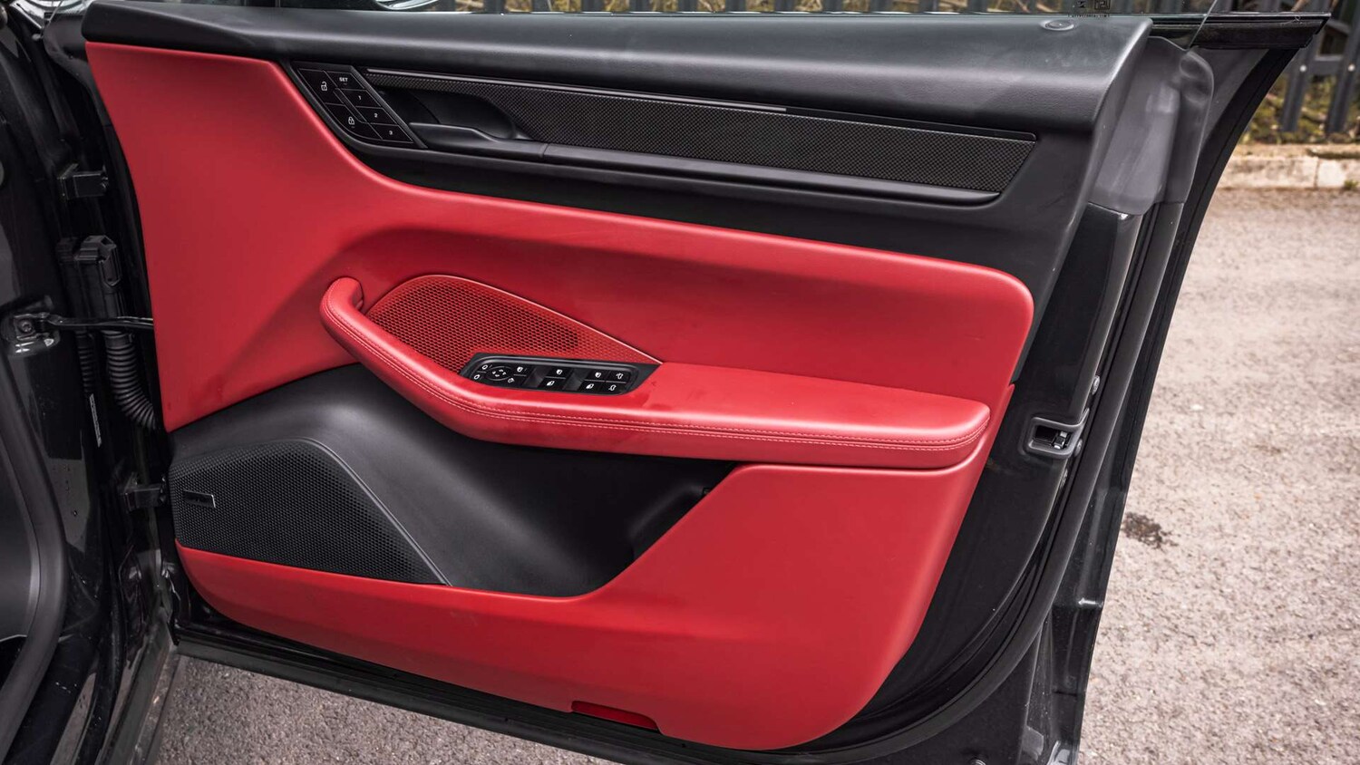 Used Porsche Macan 2025 for sale - 78173745: Photo 17