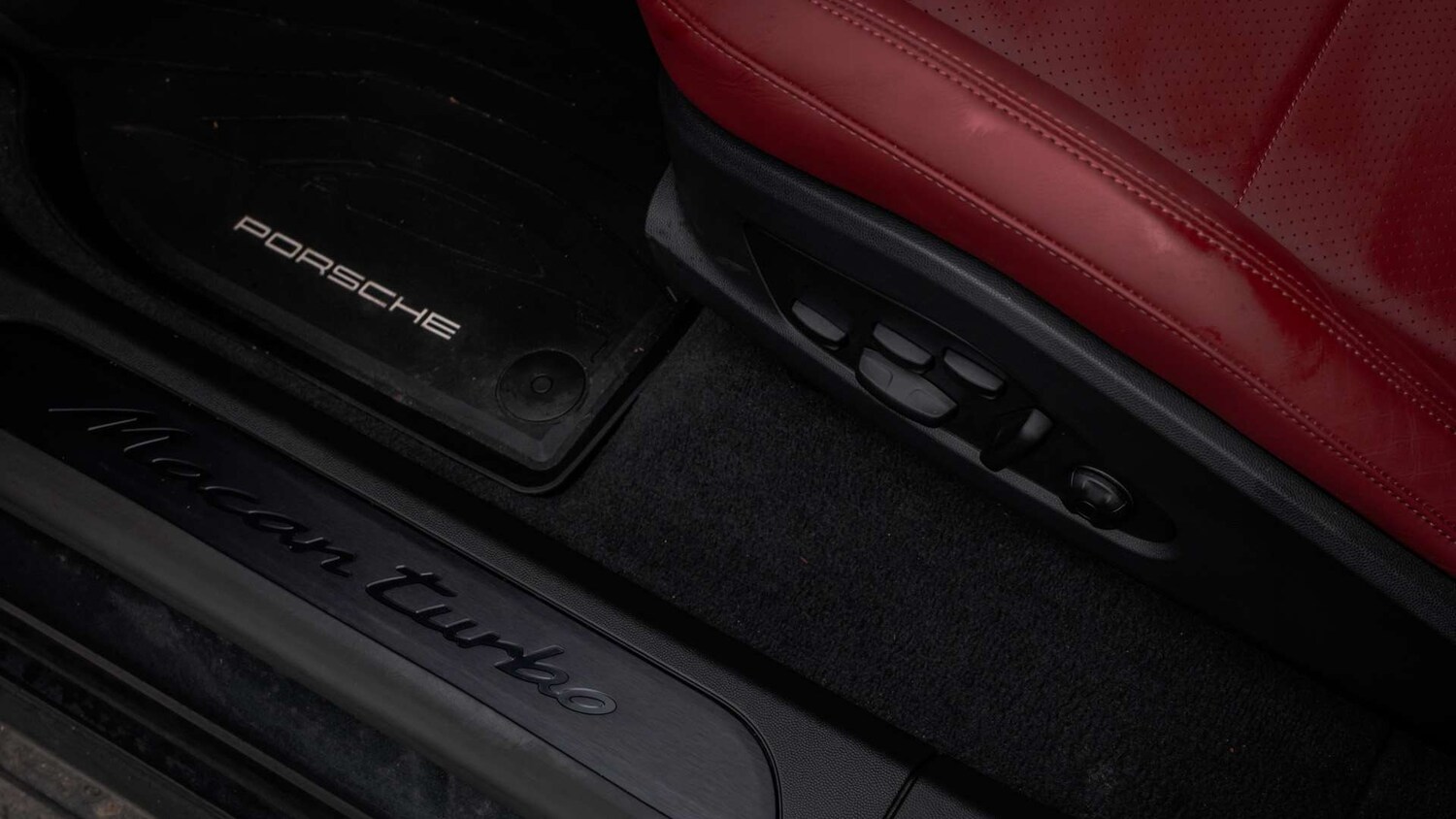 Used Porsche Macan 2025 for sale - 78173745: Photo 29